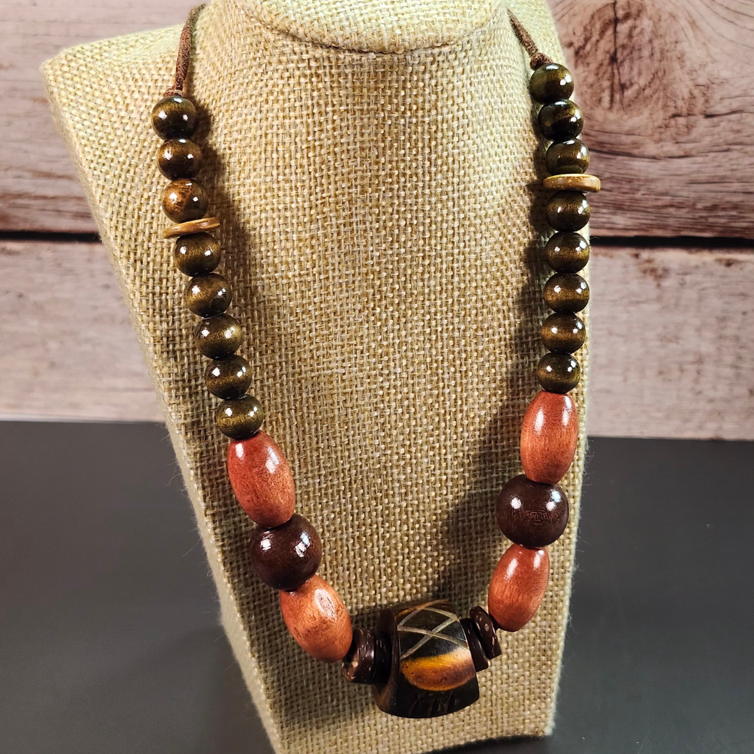 Unisex Brown Bead Necklace