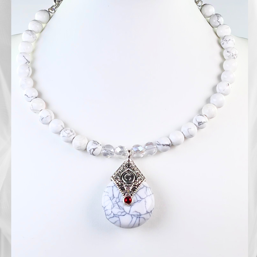 Cool White Choker-Necklace Set (W0143)